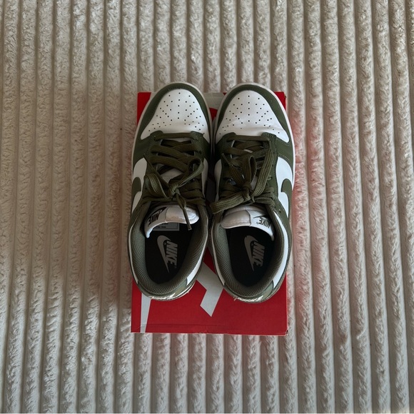 Nike Dunk Low Medium Olive (W) - Picture 7 of 9